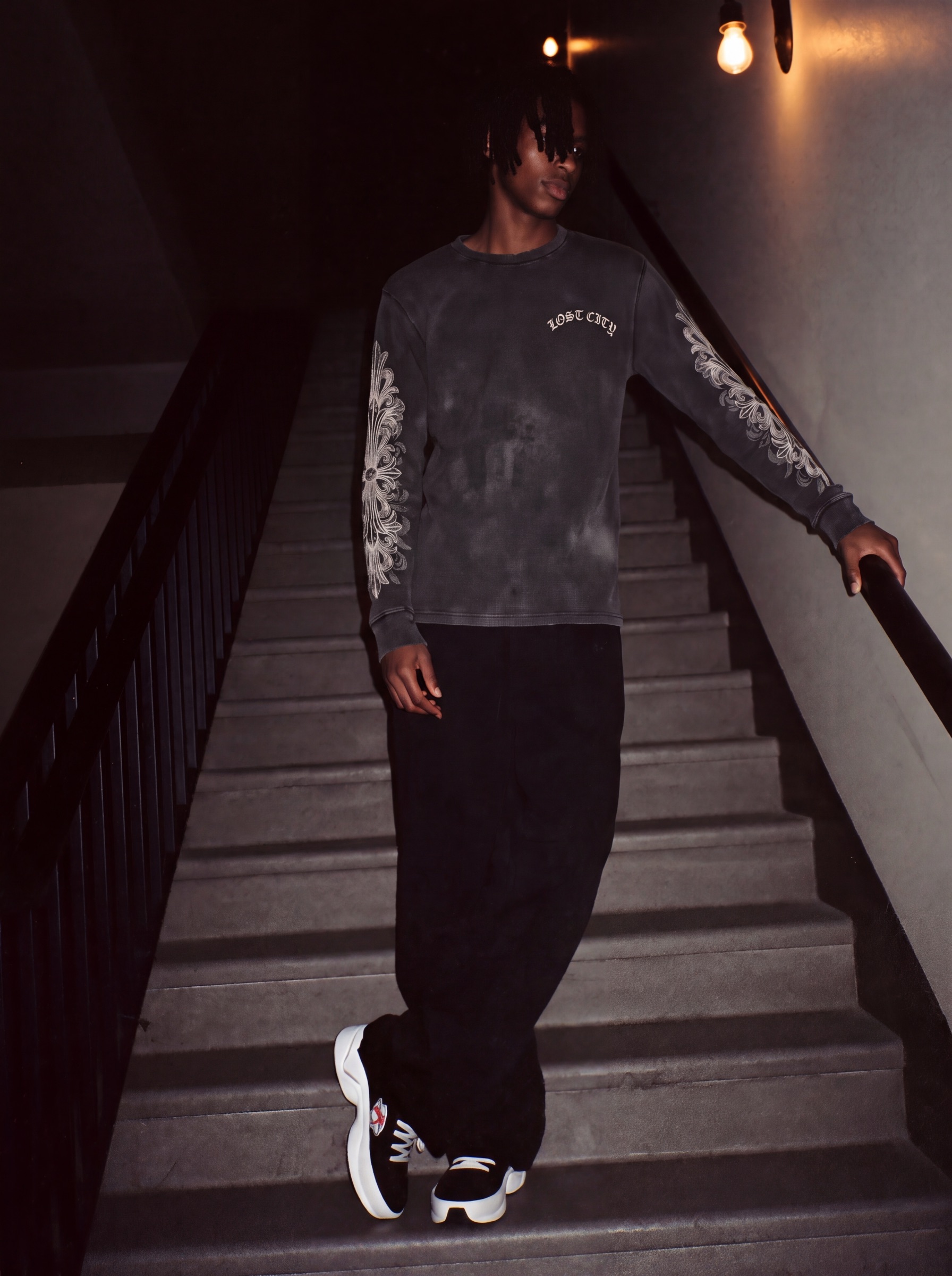 Statue of a Fool campaign: stairwell, longsleeve